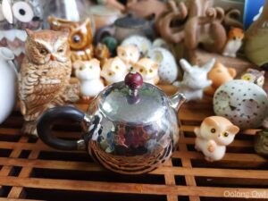 Owl’s New Silver Teapot from Yunnan...