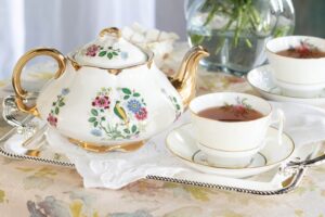 Treasured Teapot: Nature in Bloom